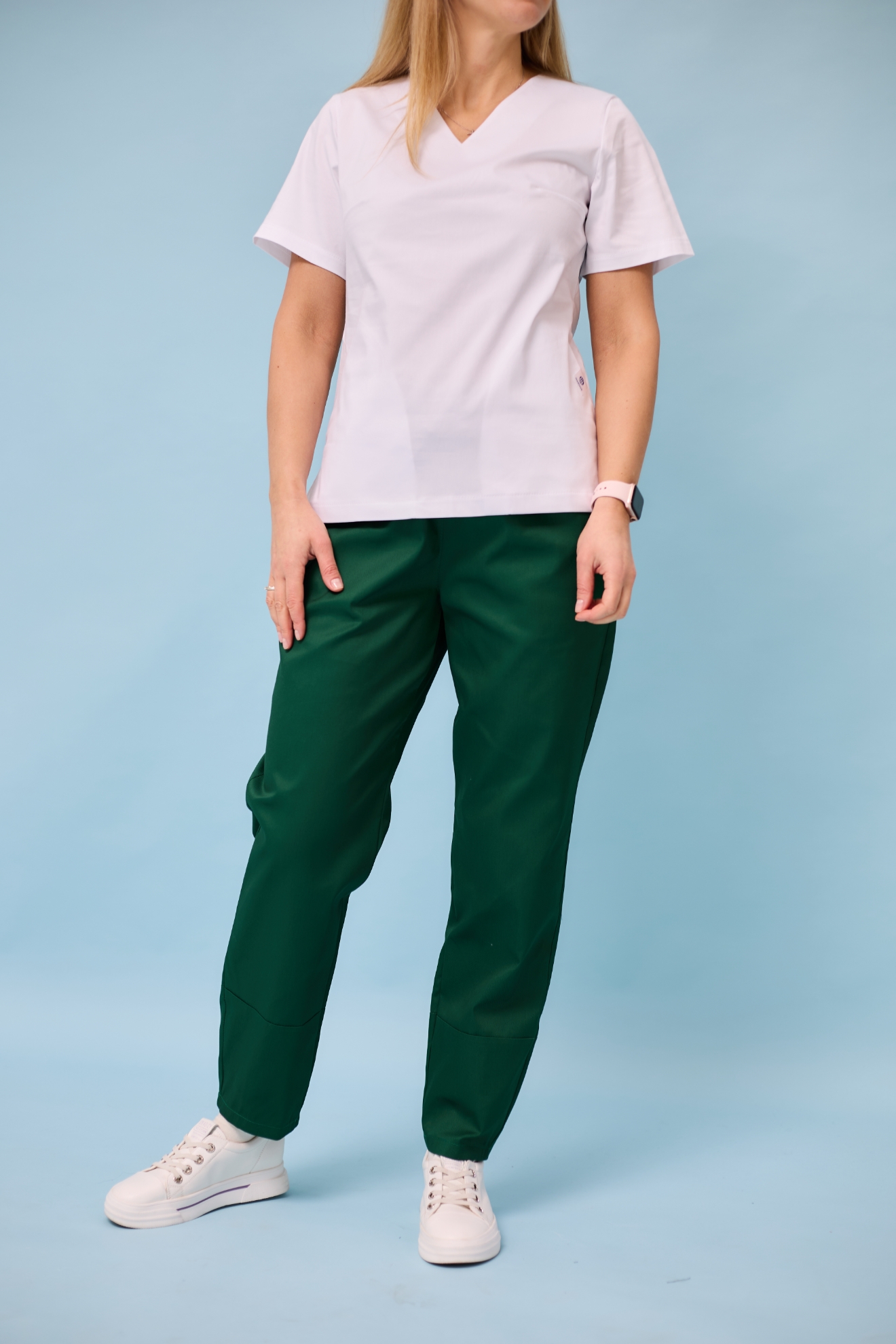 Picture of Медичні жіночі штани із щільноі саржі "МОМ". Колір Смарагдові.